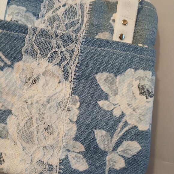 New Travel Sling Shoulder bag Blue White floral Roses Canvas Lacy Zip Purse Chic - Picture 11 of 13